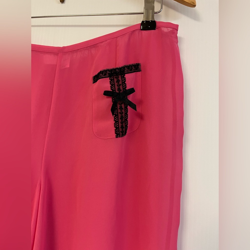 Victoria’s Secret Sheer Pink Satin Pajama Pants with Black Lace Trim – Size M - Picture 3 of 6